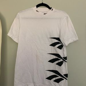 Reebok T-shirt